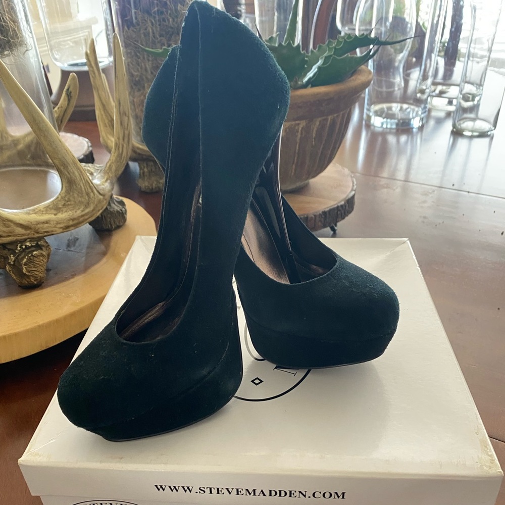 Steve Madden platform stilettos black suede. Size 6